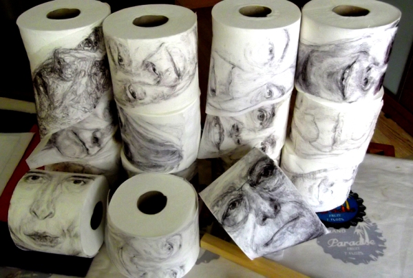 dibujo sobre papel higiénico